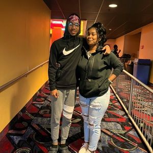 Meet your Posher, Chanel